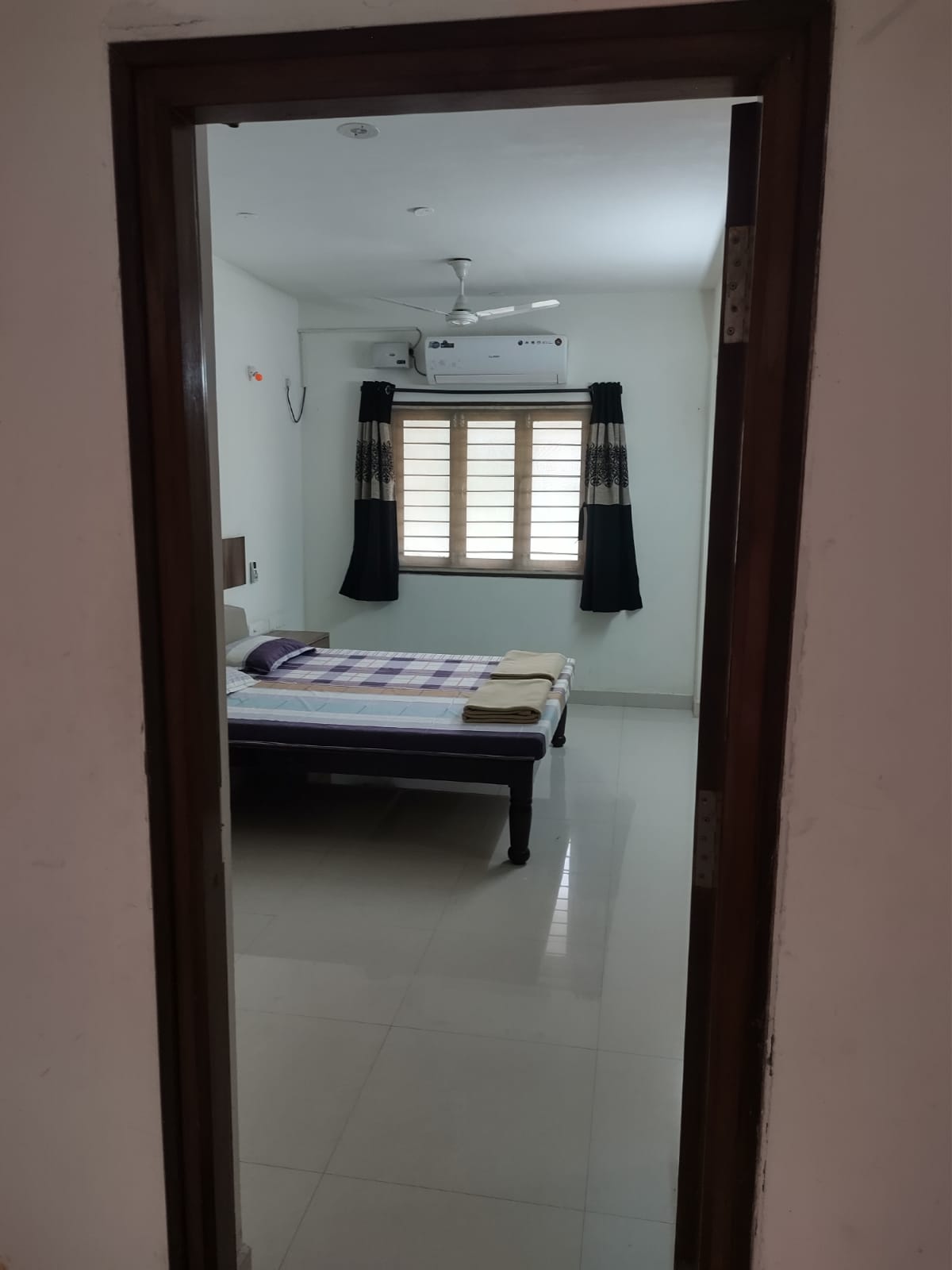 WhatsApp Image 2025-10-14 at 4.55.38 PM (1)